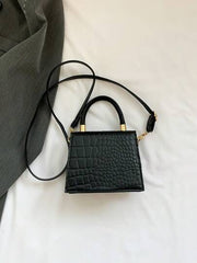 Calista Crossbody